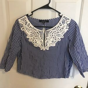 ❄️ 2 for $15 ❄️ Cute top